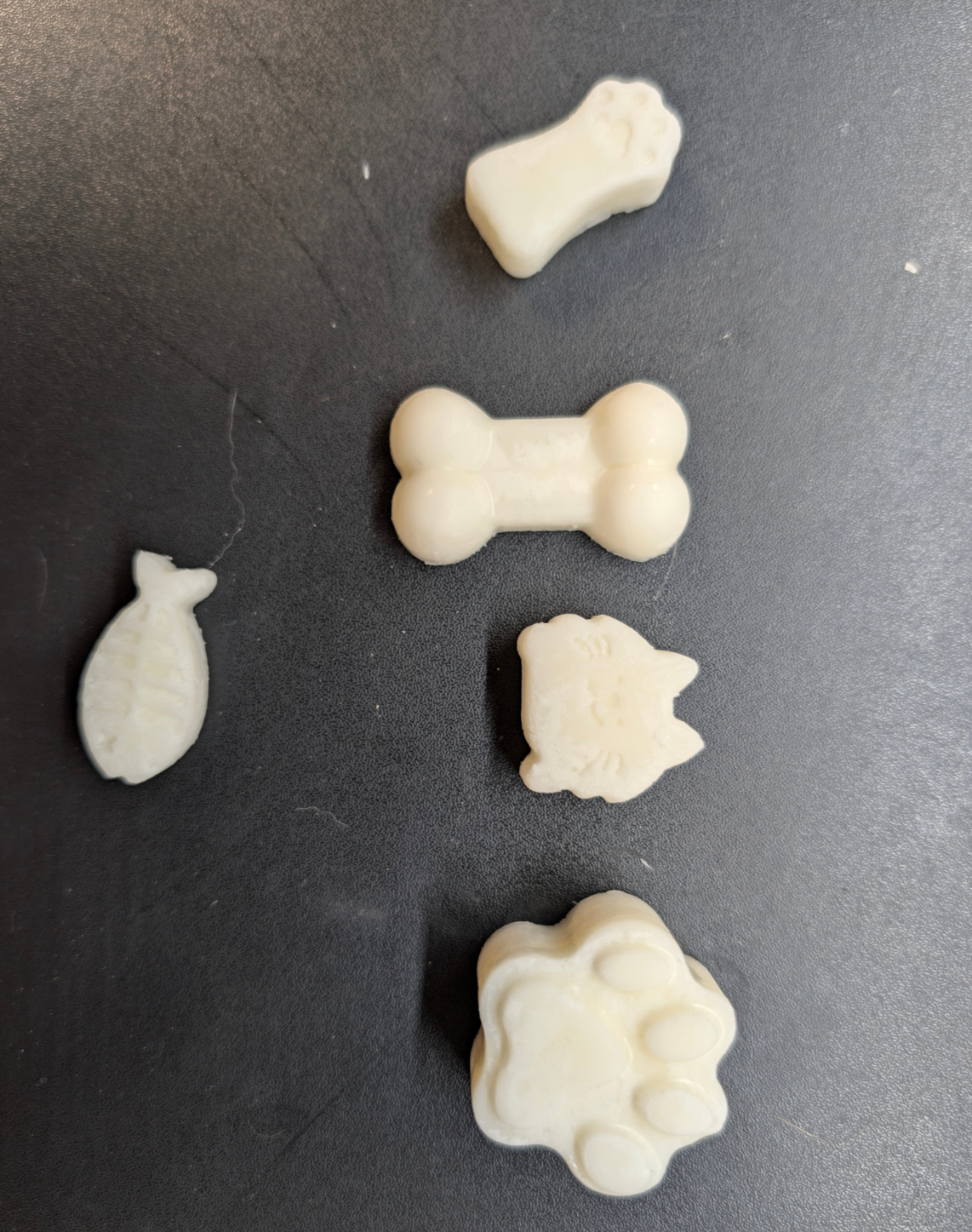 Cedar Valley Pit Bull Cat & Kitten Rescue — Charity Wax Melts